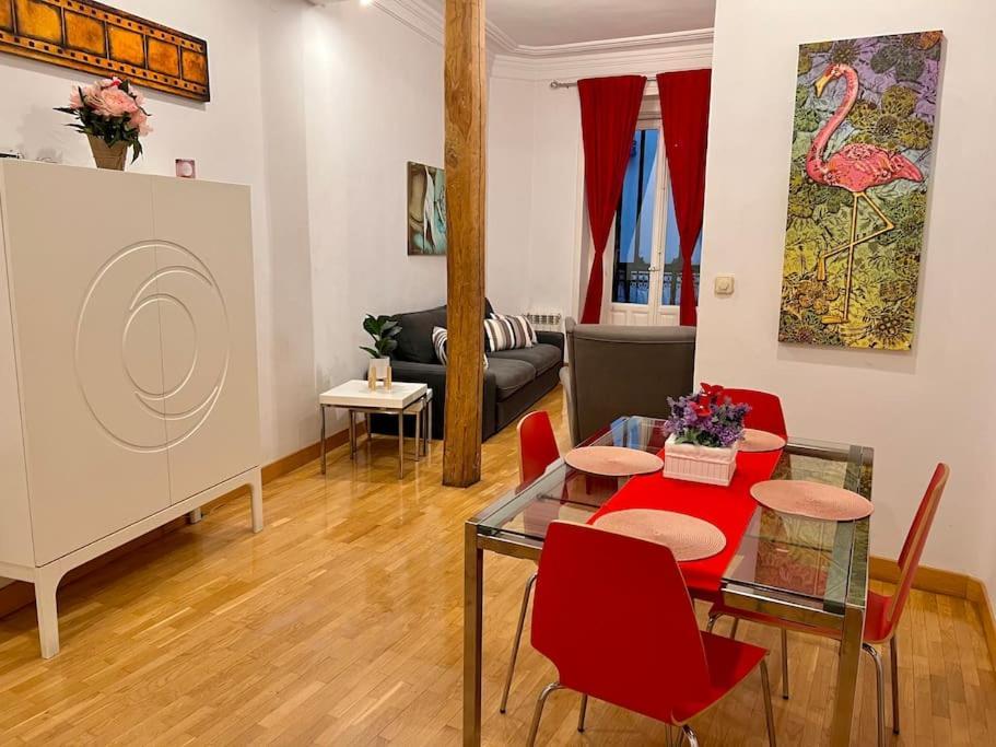 Апартаменты Alojamiento Entero Centro: Piso . Chueca Мадрид Экстерьер фото